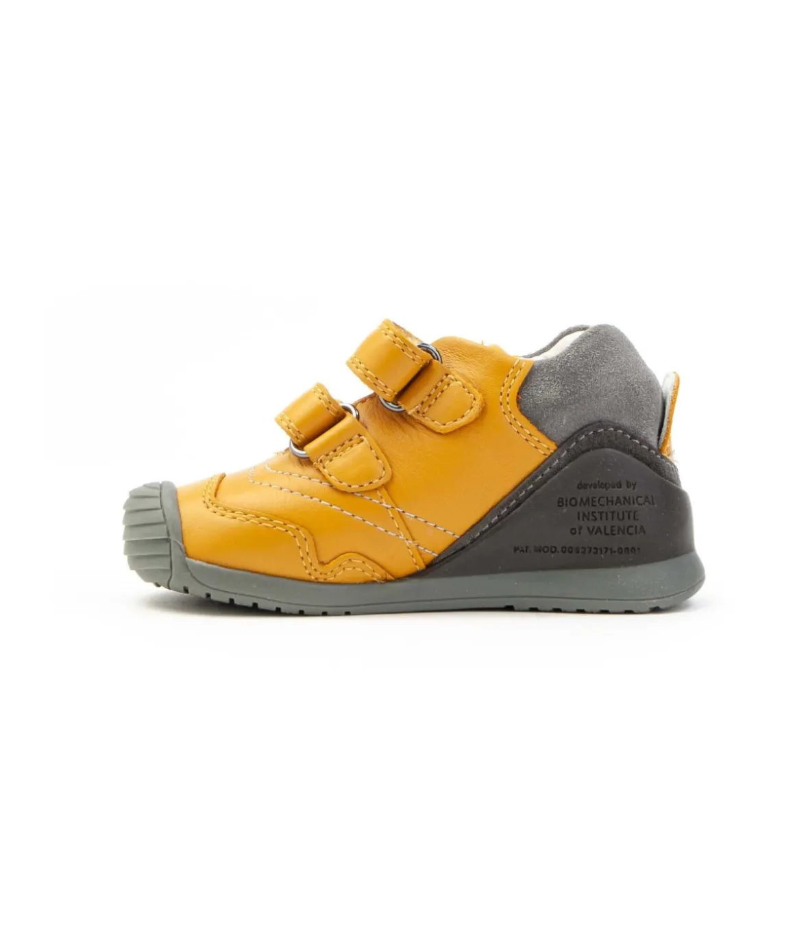 biomecanics__scarpe_primi_3-1.webp BIOMECANICS 221118 SCARPE PRIMI PASSI
