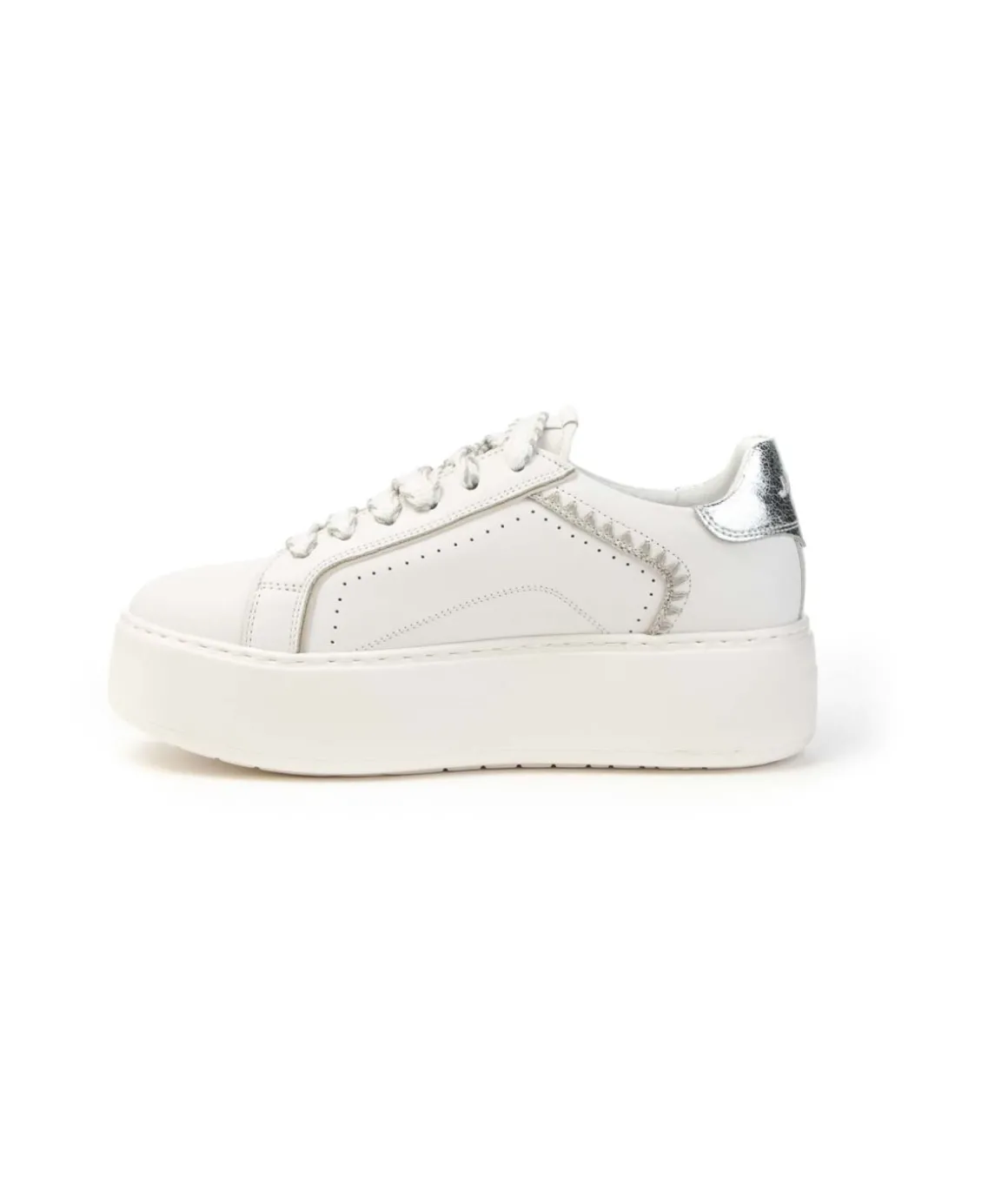 sneakers_janet__janet_j_m_3.webp Sneakers JANET & JANET J-002 Milano con Zeppa Donna