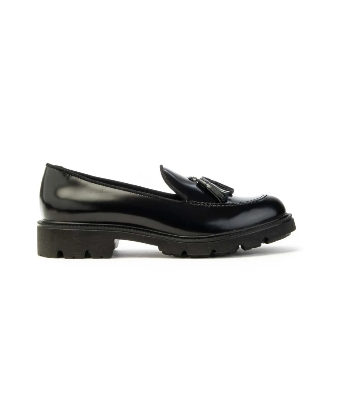 vsl_mocassino___in_vitell_1.webp VSL Mocassino 7328 393 in vitello spazzolato con nappine Donna