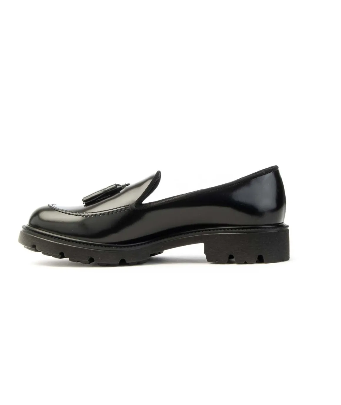 vsl_mocassino___in_vitell_3.webp VSL Mocassino 7328 393 in vitello spazzolato con nappine Donna